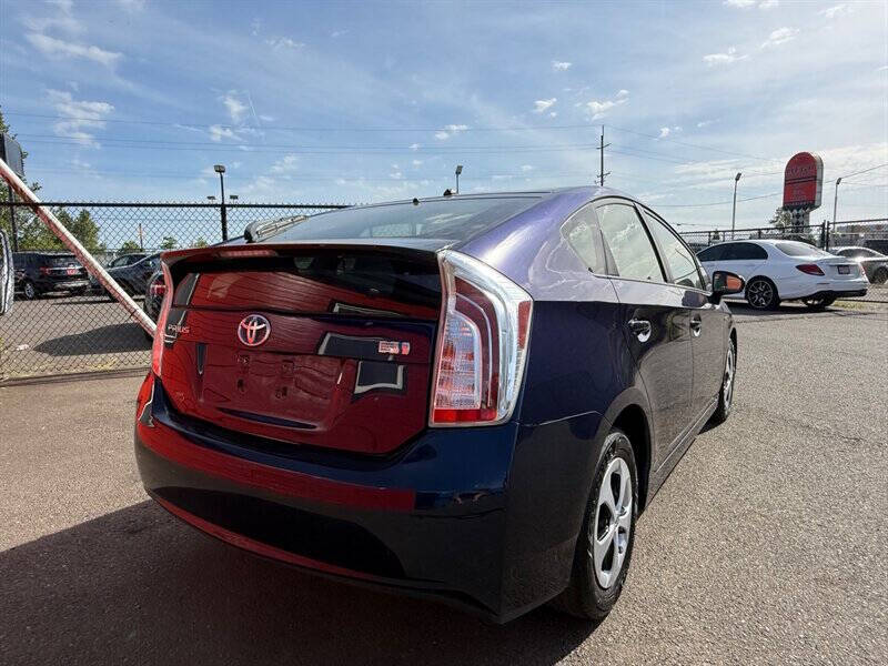 2014 Toyota Prius Two