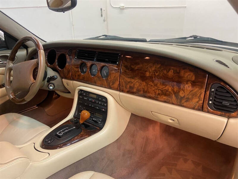 1997 Jaguar XK-Series XK8