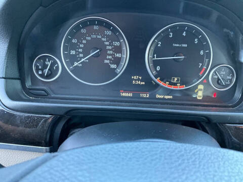 2011 BMW 5 Series 528i