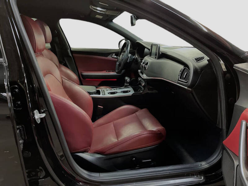 2021 Kia Stinger