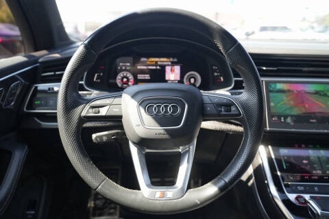 2022 Audi SQ7 4.0T quattro Premium Plus
