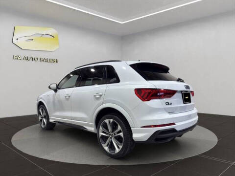 2022 Audi Q3 quattro S line Prem Plus 45 TFSI