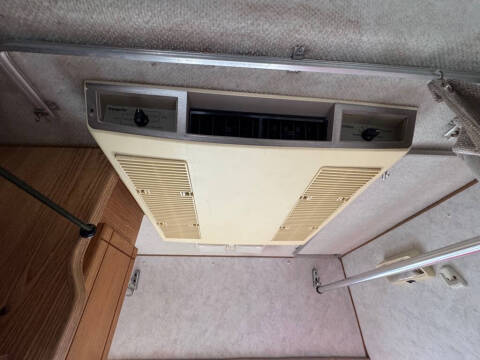 1998 Ford E-Series E-250