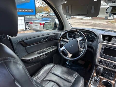 2016 GMC Acadia Denali