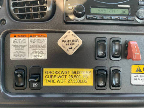 2011 Freightliner M2 112V