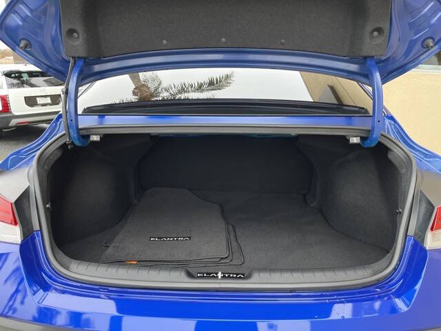 2024 Hyundai Elantra Hybrid Blue