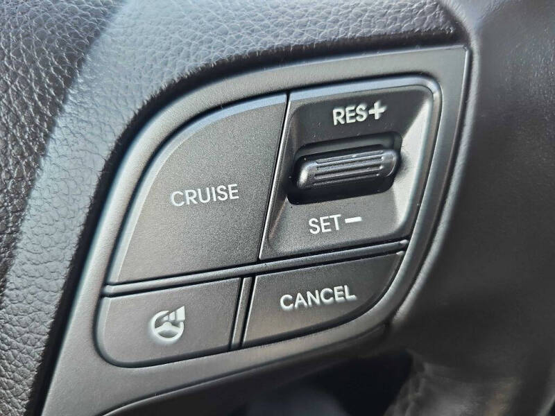 2016 Hyundai Santa Fe SE