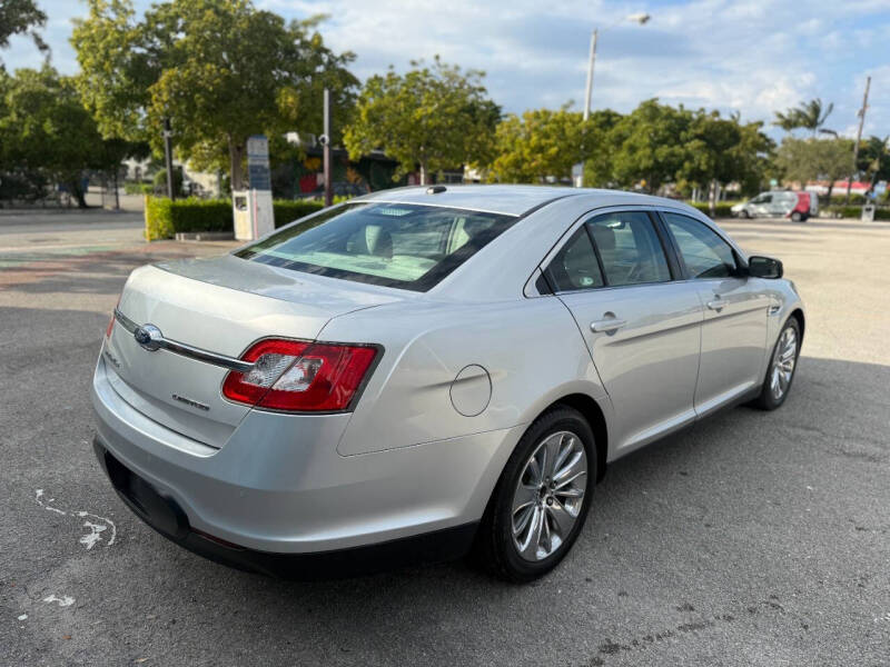 2010 Ford Taurus Limited