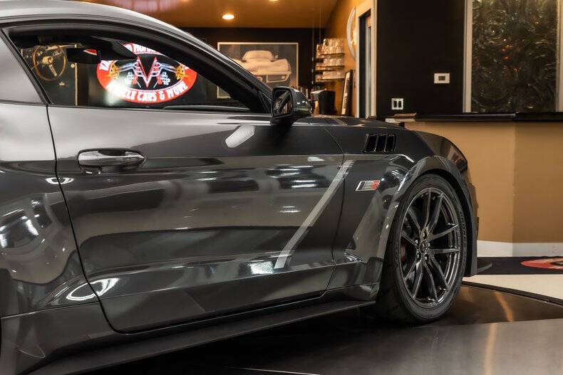 2021 Ford Mustang