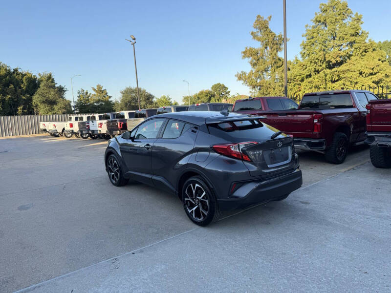 2021 Toyota C-HR XLE