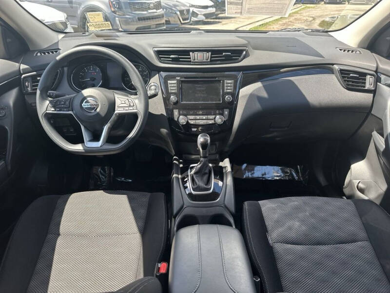 2020 Nissan Rogue Sport SV