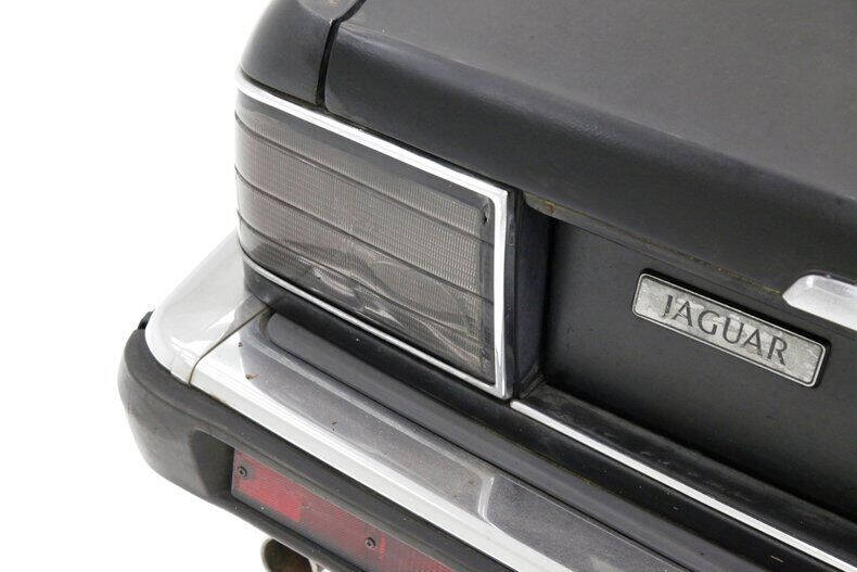 1990 Jaguar XJ-Series XJ6 Vanden Plas