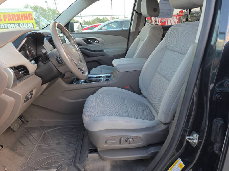 2021 Chevrolet Traverse LT Cloth