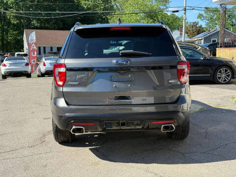 2016 Ford Explorer Sport