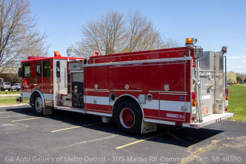 2001 Hendrickson Firetruck