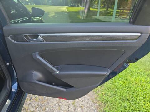 2018 Volkswagen Passat 2.0T SE