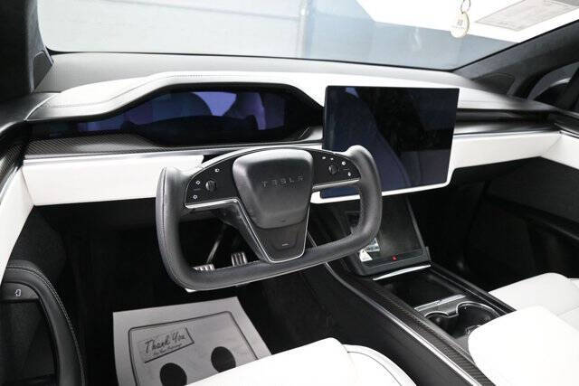 2023 Tesla Model X Plaid