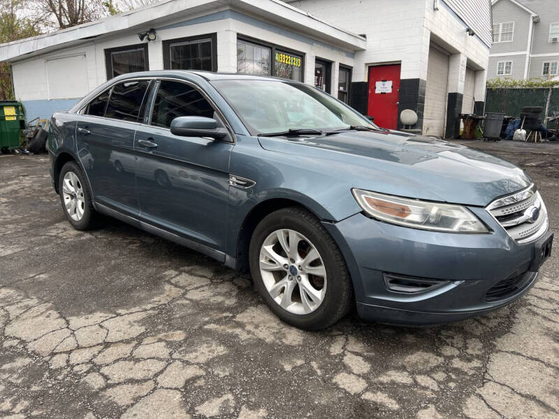 2010 Ford Taurus SEL