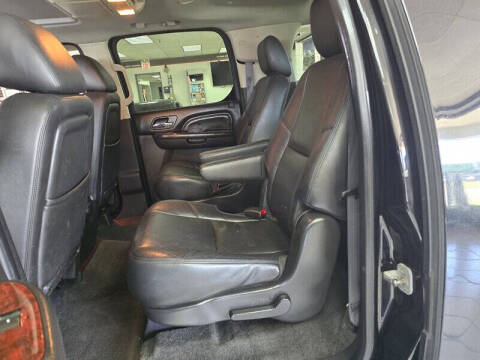 2011 Cadillac Escalade ESV Luxury