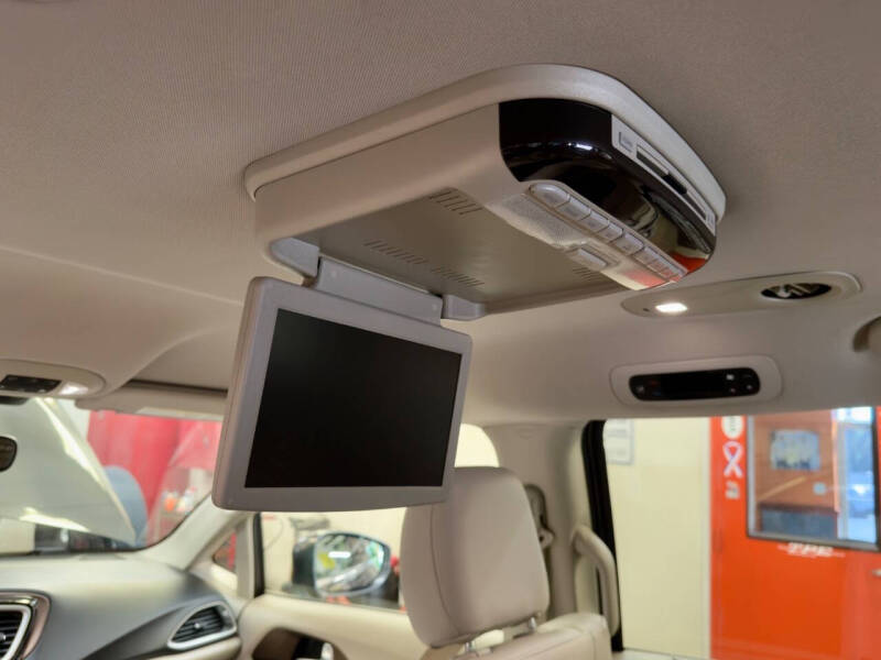 2019 Chrysler Pacifica Touring L