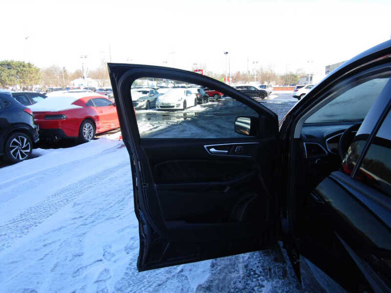 2016 Ford Edge Sport