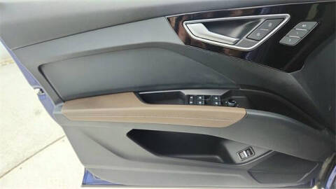 2024 Audi Q4 e-tron quattro Premium Plus 50