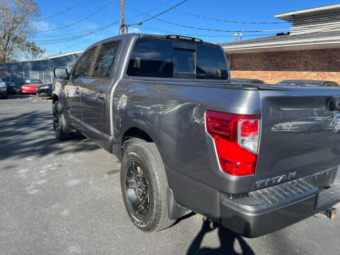 2018 Nissan Titan S