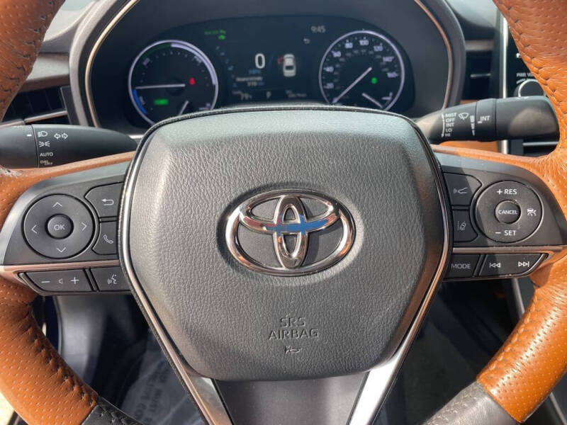 2022 Toyota Avalon Hybrid Limited