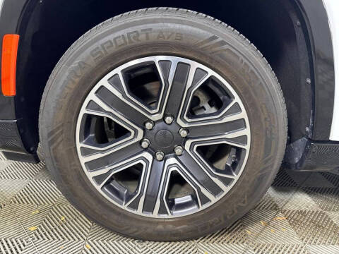 2023 Jeep Wagoneer L Series II