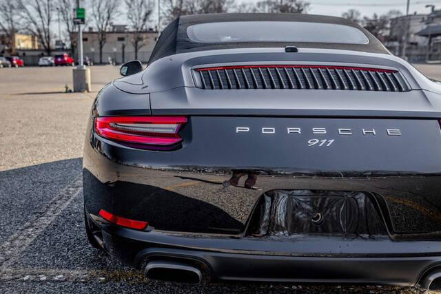2017 Porsche 911