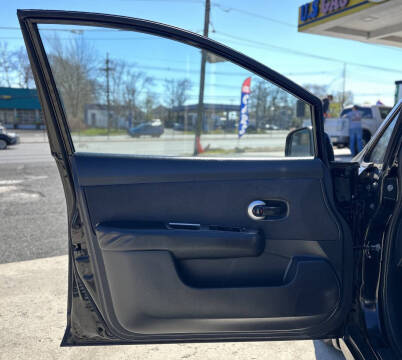 2008 Nissan Versa 1.8 S