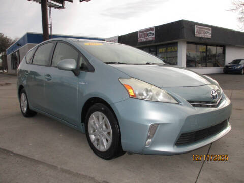 2013 Toyota Prius v Three