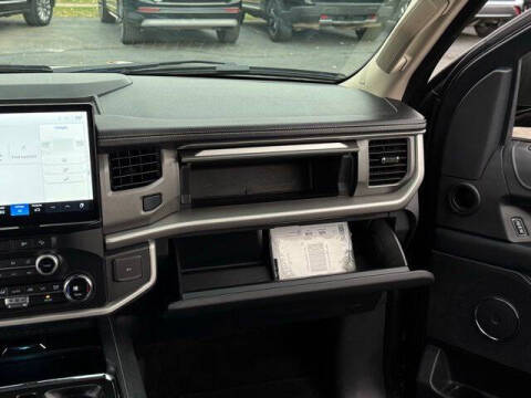 2022 Ford Expedition MAX XLT