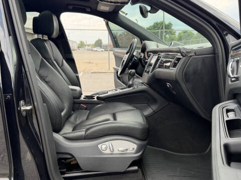 2015 Porsche Macan S