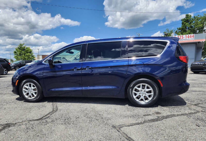 2017 Chrysler Pacifica Touring