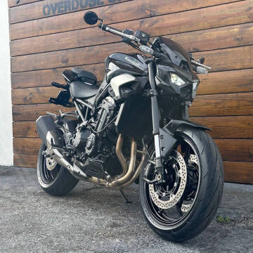 2025 Kawasaki Z900 ABS