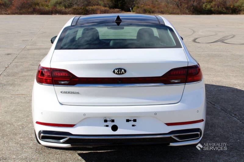 2020 Kia Cadenza Limited