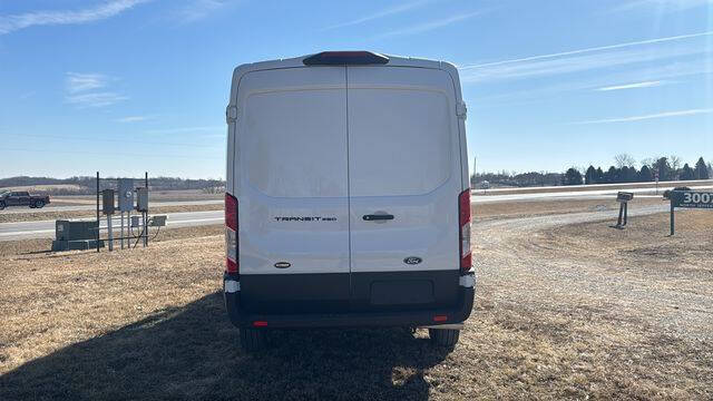 2026 Ford Transit 250