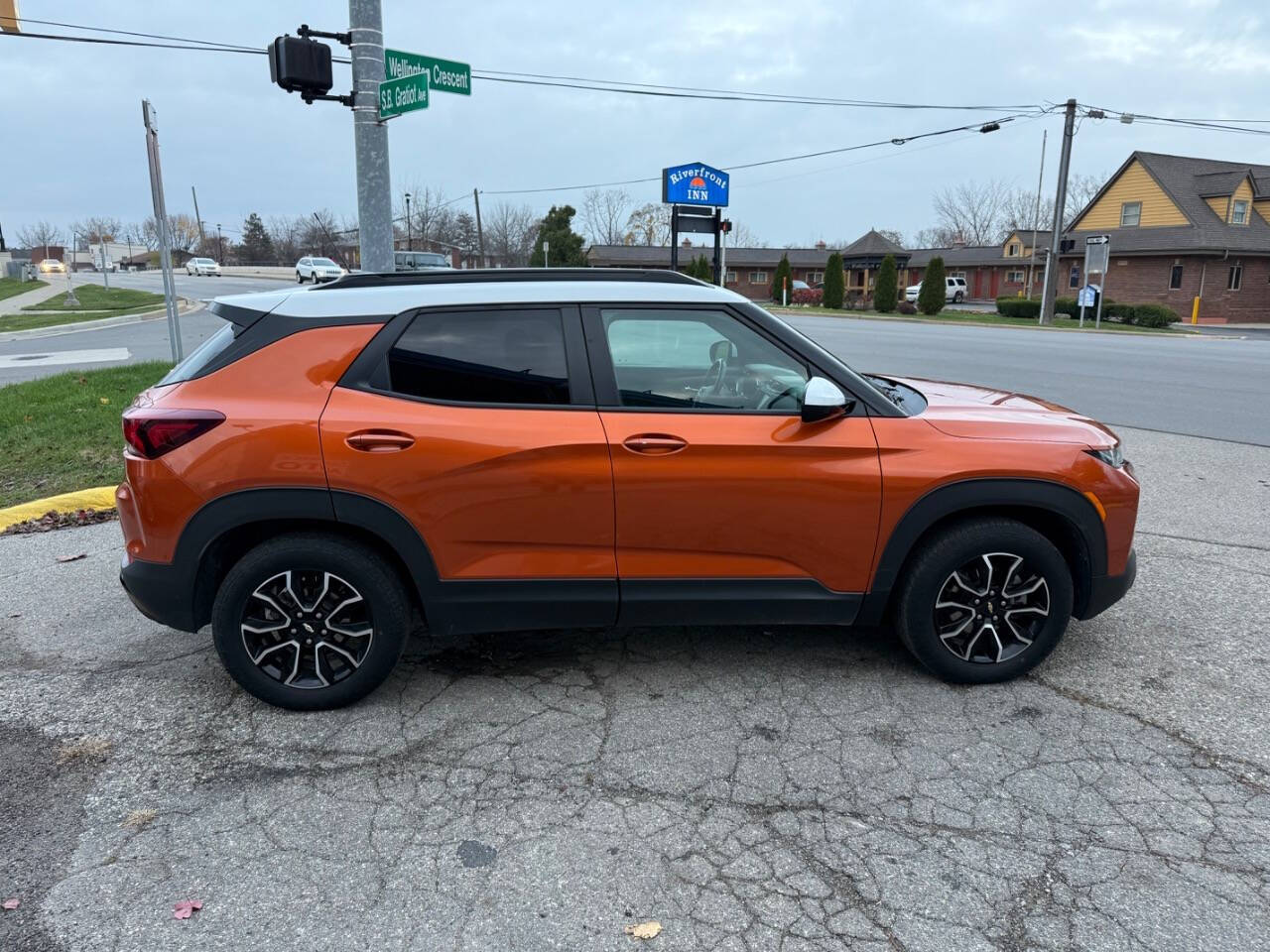 2022 Chevrolet Trailblazer for sale at ONE PRICE AUTO in Mount Clemens, MI