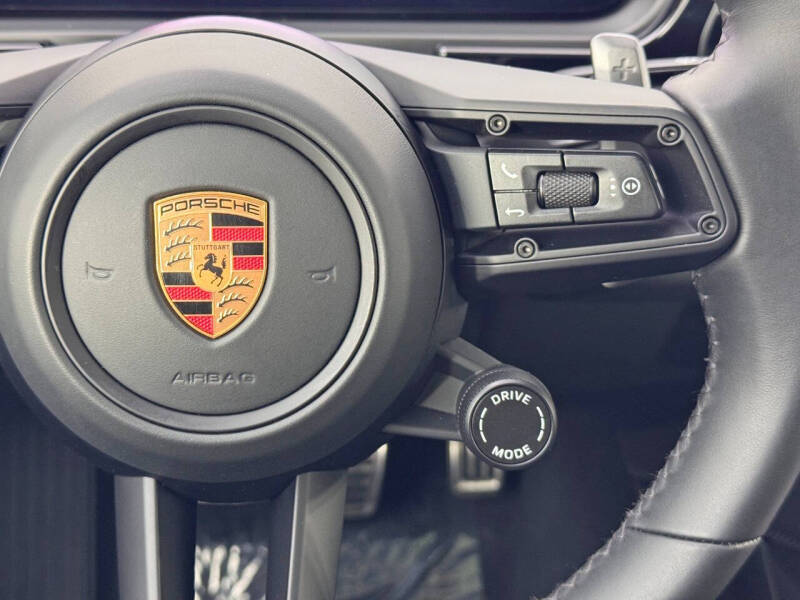 2025 Porsche Cayenne S