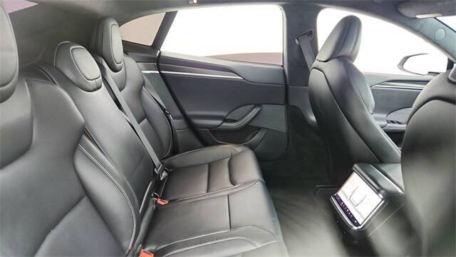 2023 Tesla Model S Plaid