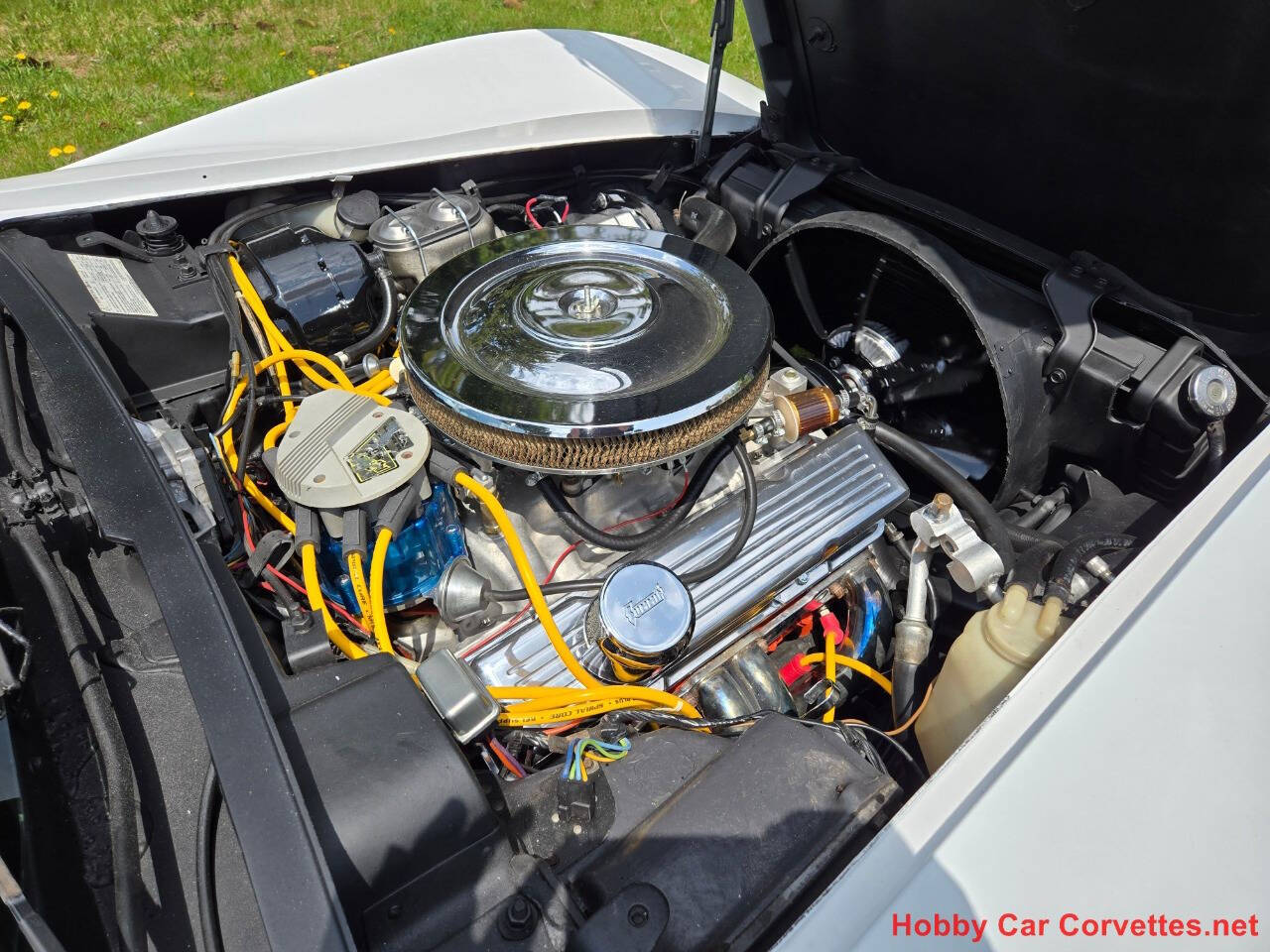 1976 Chevrolet Corvette 18