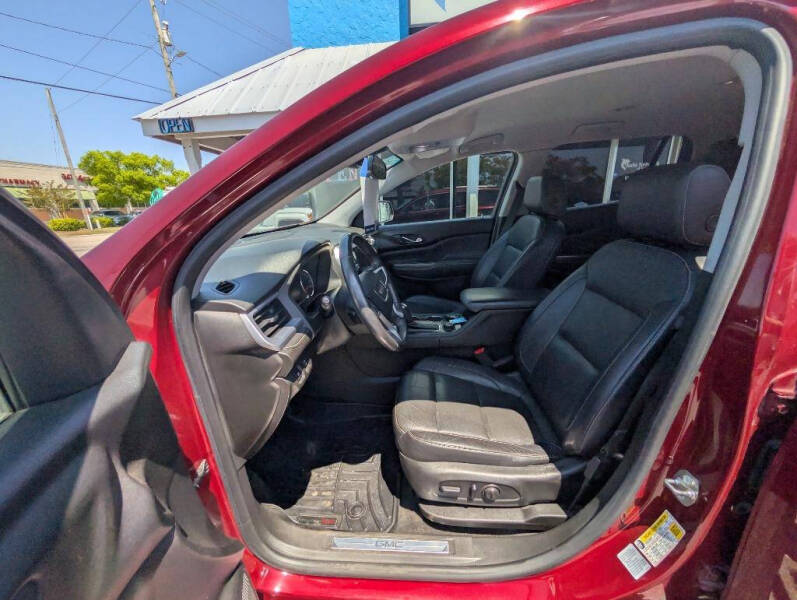 2017 GMC Acadia SLT-1