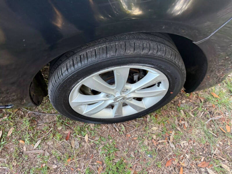 2017 Nissan Versa 1.6 S