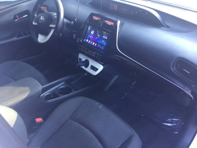 2018 Toyota Prius One