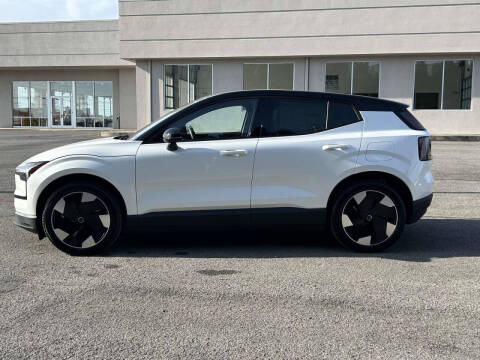 2026 Volvo EX30 Twin Plus
