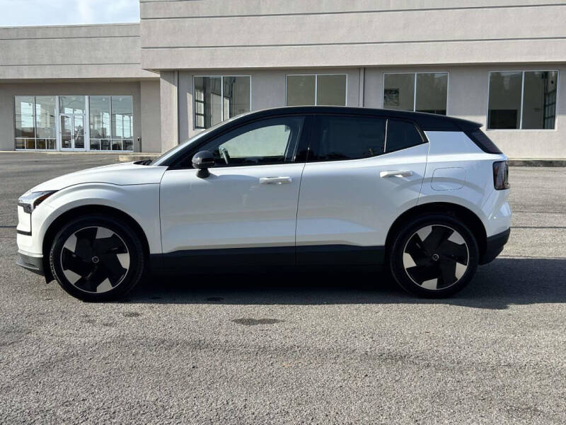 2026 Volvo EX30 Twin Plus