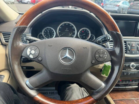 2010 Mercedes-Benz E-Class