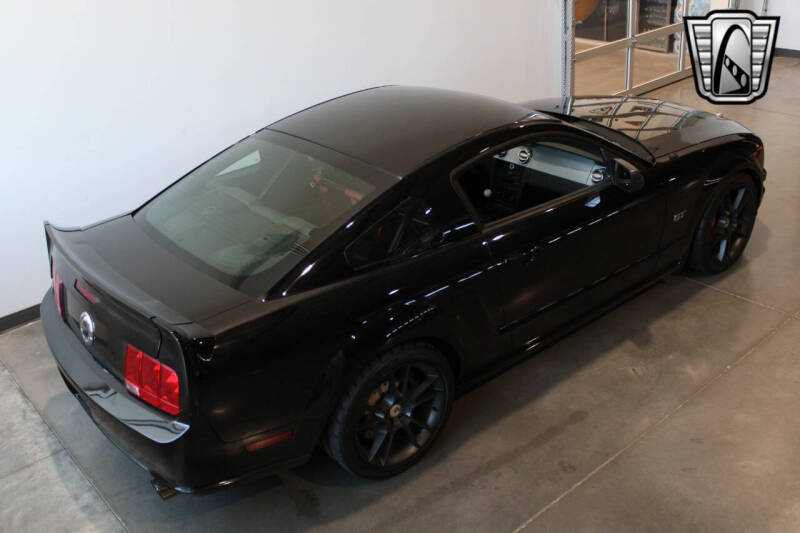 2005 Ford Mustang