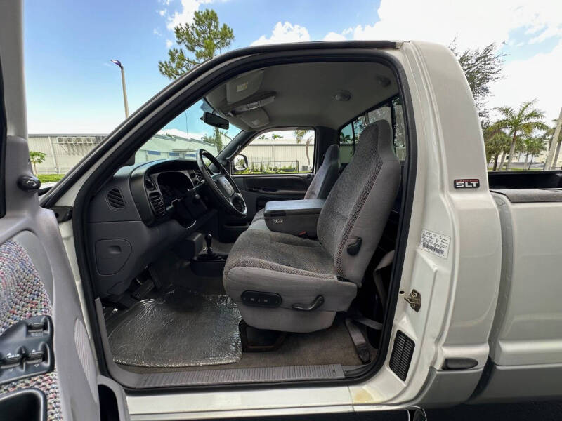 2002 Dodge Ram 2500 SLT